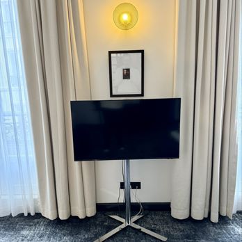 Les Bains Paris - Hotels Near Me - Paris, 75
