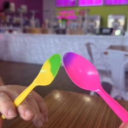 Color changing spoons Color changing spoons