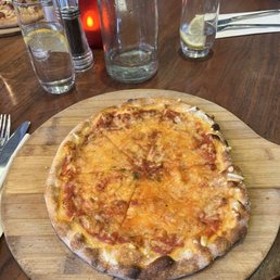 Vegan cheese pizza Vegan cheese pizza