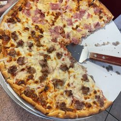Middlefield Pizza and Restaurant