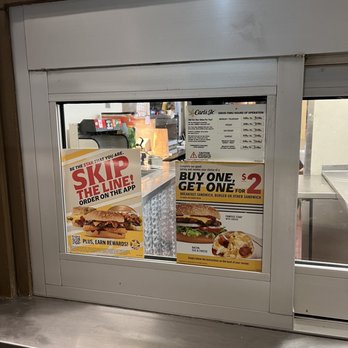 Carl's Jr. - Yes - Fast Food Near Me - Mesa, Arizona