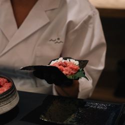 noii sushi - Handroll