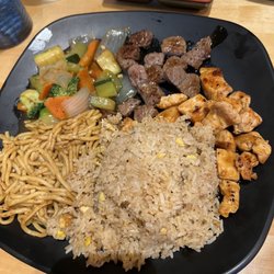 Rice Box - C02. Hibachi Chicken and New York Steak Combo