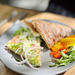 LULU Restaurant LA - Salmon focaccia