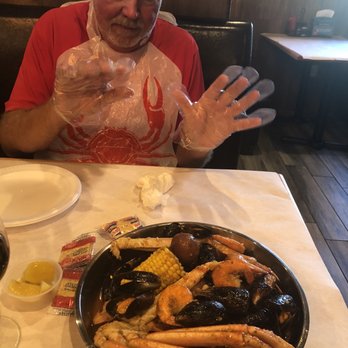 Cajun Crab Hut - Cajun/Creole Near Me - St. Augustine, Florida