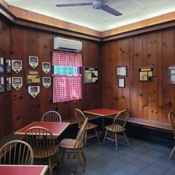 Blackie's - Side room