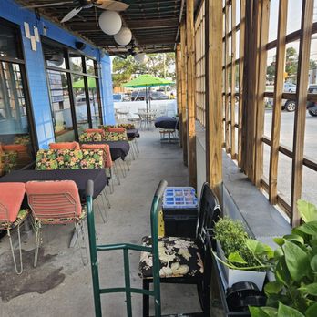 Pirates Paradise - Patio - Seafood Near Me - Spring, Texas