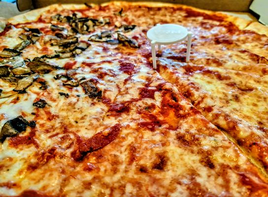 Randazzo Pizzeria & Family Restaurant by null
