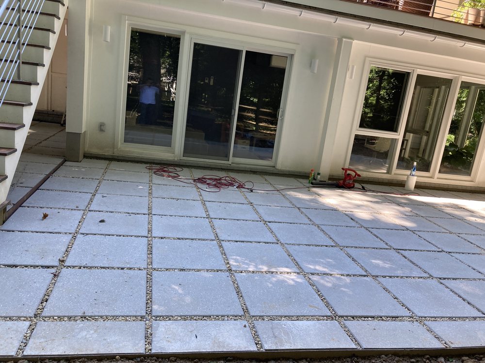 Slide of Garmo Contractor