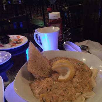 The Waltzing Weasel - Pubs Near Me - Oshawa, Ontario