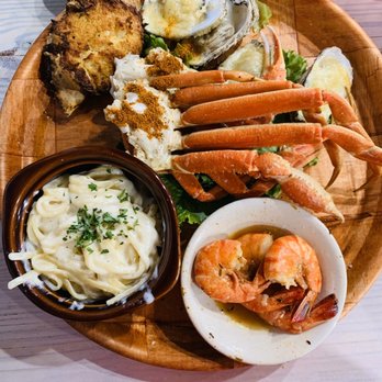 CJ's Crab Shack - Snow crab , oysters , pasta and crab - Seafood Near Me - Miami Beach, Florida CJ's Crab Shack - Snow crab , oysters , pasta and crab - Seafood Near Me - Miami Beach, Florida