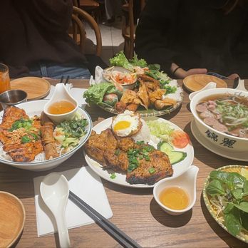 Pho Le - Very lovely food spread Food! - Vietnamese Near Me - Richmond Hill, Ontario