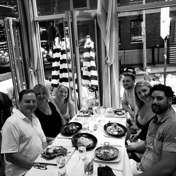 Aqua Pazza - Six happy diners. - Italian Near Me - Boston, Massachusetts