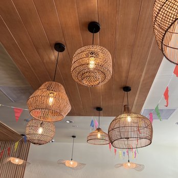 Basil & Co - Interior - Thai Near Me - Diamond Bar, California