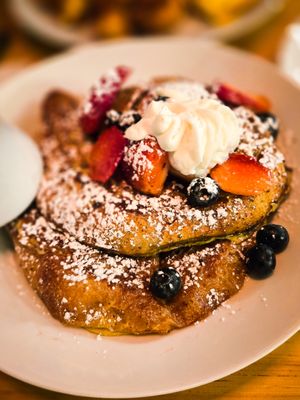 Oak and Honey by null