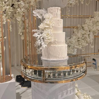 Eva Christine's Sweets - Custom Cakes Near Me