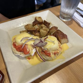 Portage Bay Cafe - Smoked Salmon Benedict - New American Near Me - Seattle, Washington Portage Bay Cafe - Smoked Salmon Benedict - New American Near Me - Seattle, Washington