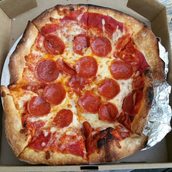 Engine 53 Pizza - Pepperoni #pizza from @engine53pizza. Crisp & delish! @SixTenBrewing - Food Trucks Near Me - Largo, Florida