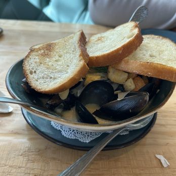Seaside Oyster Bar - Mussels - Seafood Near Me - Suwanee, Georgia Seaside Oyster Bar - Mussels - Seafood Near Me - Suwanee, Georgia