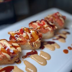 Inaka Japanese Fusion - Spicy tuna crispy rice