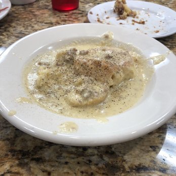 Carolyn's Cafe - Biscuits and gravy BOMB! - Breakfast & Brunch Near Me - Redlands, California