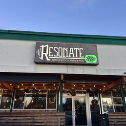 Resonate Brewery + Pizzeria
