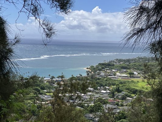 Hauʻula Loop Trail by null