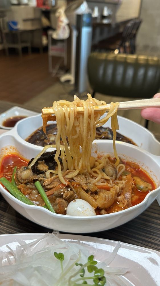 Jjamppong Zizon - Photo 1