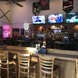Takoda's Restaurant & Lounge - Newly renovated bar & lounge with 5 TVs