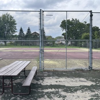 Stonefield Park - Tennis courts - Parks Near Me - Middleton, Wisconsin Stonefield Park - Tennis courts - Parks Near Me - Middleton, Wisconsin