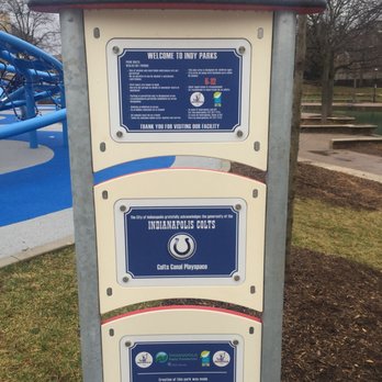 Colts Canal Playspace - Welcome sign...and the rules - Parks Near Me - Indianapolis, Indiana
