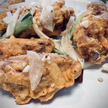 Shanghai Bistro - Salt-and-pepper fried chicken wings appetizer - Chinese Near Me - Reno, Nevada