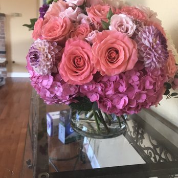 Columbia City Bouquet - Ombré in Pinks bouquet - Cards & Stationery Near Me - Seattle, Washington