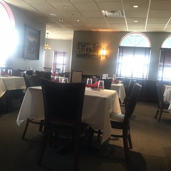 Villa Amore - Dinning room - Italian Near Me - Lincoln, Nebraska Villa Amore - Dinning room - Italian Near Me - Lincoln, Nebraska