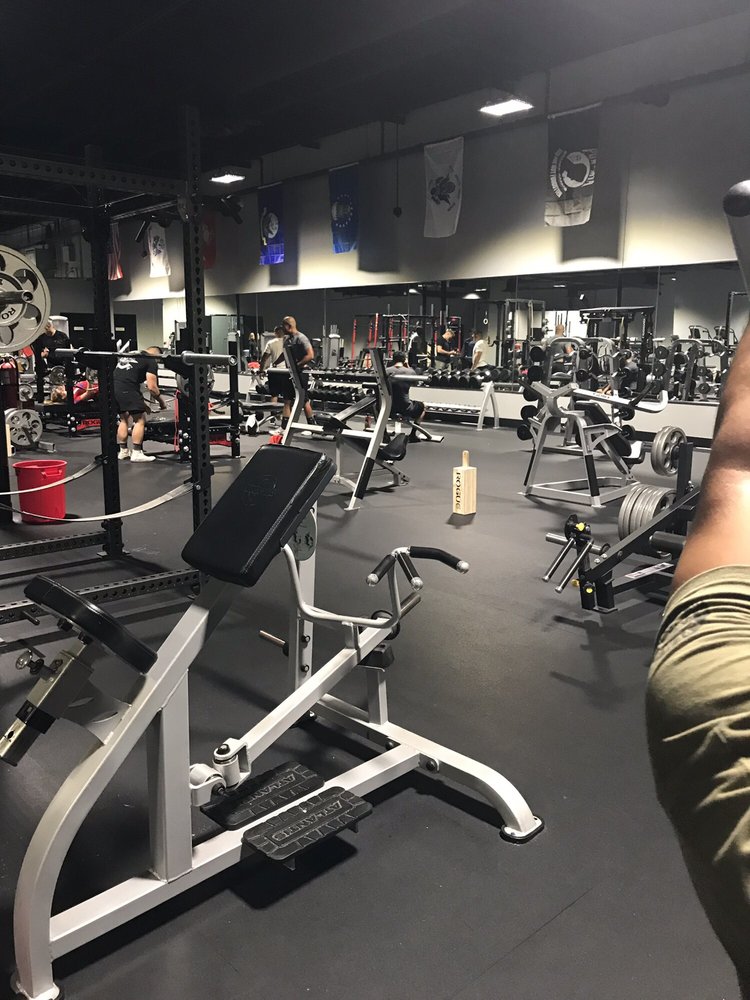 IRON ASYLUM WAREHOUSE GYM KEMPSVILLE 1832 Kempsville Rd, Virginia