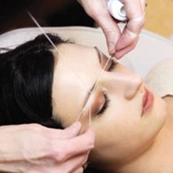 Thread Eyebrow Artist Salon