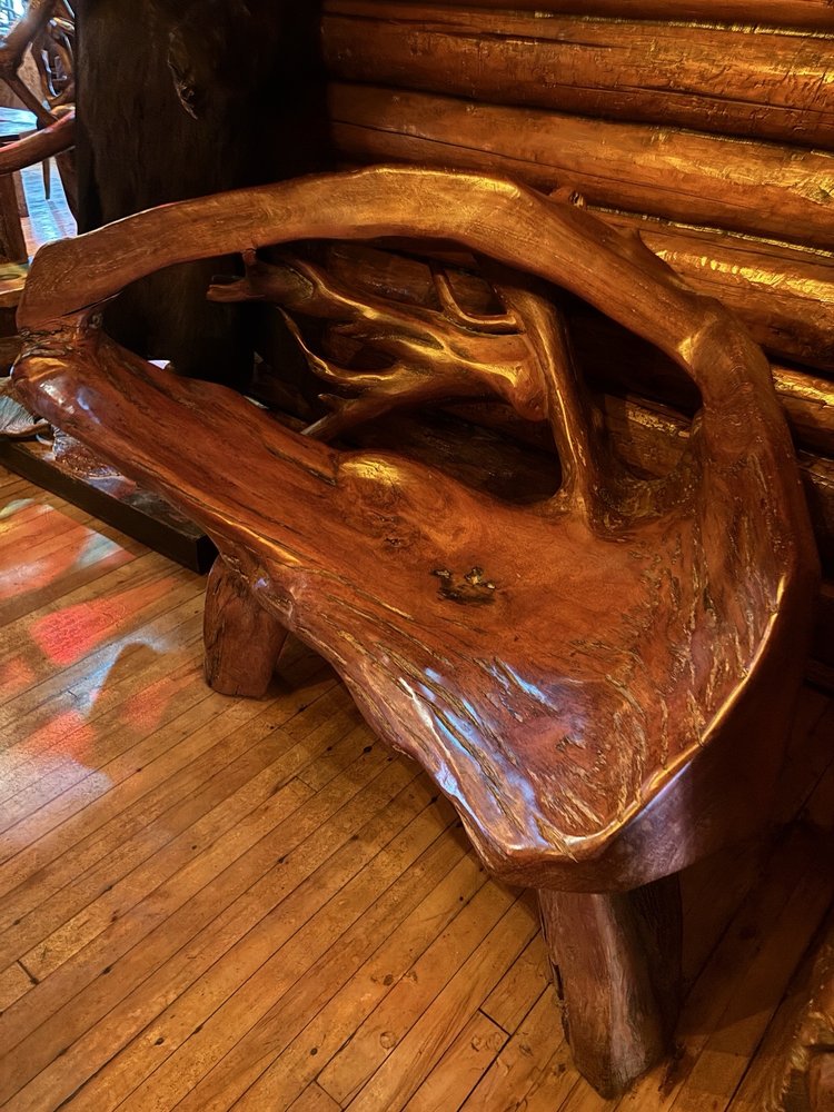 Legs Inn Logo