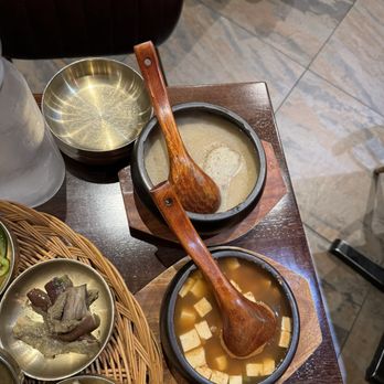 Borit Gogae - Chicken perilla seed soup and soybean stew - Korean Near Me - Los Angeles, California Borit Gogae - Chicken perilla seed soup and soybean stew - Korean Near Me - Los Angeles, California