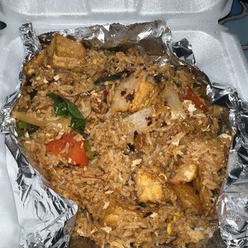 Lemon Grass Thai Kitchen - Spicy basil fried rice - Thai Near Me - Tampa, Florida Lemon Grass Thai Kitchen - Spicy basil fried rice - Thai Near Me - Tampa, Florida