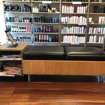 Supercuts - Tons of products - Hair Salons Near Me - HONOLULU, Hawaii