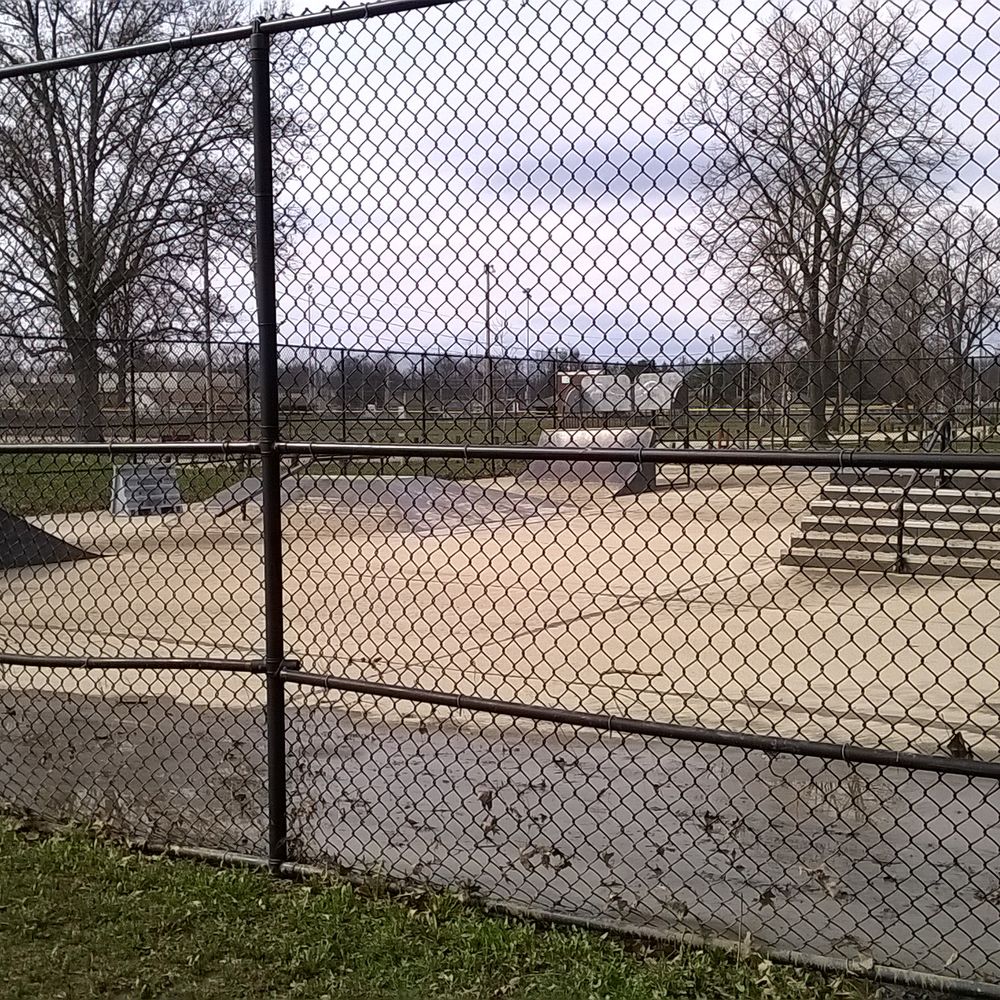Riley Park - skate park in the middle of the park - Parks Near Me - Greenfield, Indiana Riley Park - skate park in the middle of the park - Parks Near Me - Greenfield, Indiana