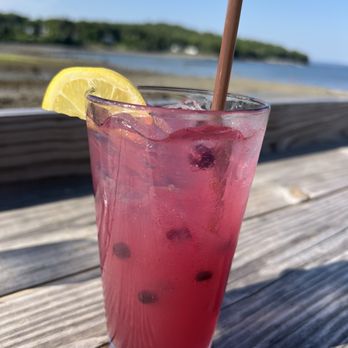 The Chart Room - Blueberry Lemonade - Seafood Near Me - Bar Harbor, Maine