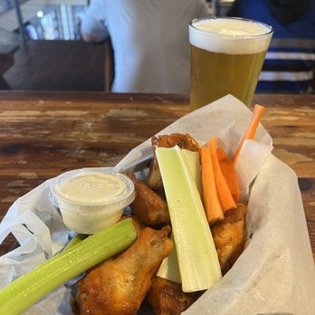 Pizza Port - Baked Chicken Wings - 6 - Pizza Near Me - San Clemente, California Pizza Port - Baked Chicken Wings - 6 - Pizza Near Me - San Clemente, California