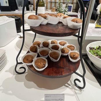 SkyTeam Lounge - Muffin - Airport Lounges Near Me - Richmond, British Columbia