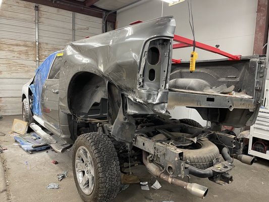 A & R AUTO BODY - Updated June 2026 - 18 Photos & 20 Reviews - 2909 2nd ...