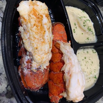 Bonefish Grill - Example of the lack of quality control. 2 Tails, vastly difference in preparation, seasoning and presentation - Seafood Near Me - Trinity, Florida