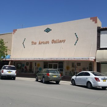The Artist Gallery - Find the gallery right near Wells Fargo, worth a visit! - Art Galleries Near Me - Carlsbad, New Mexico