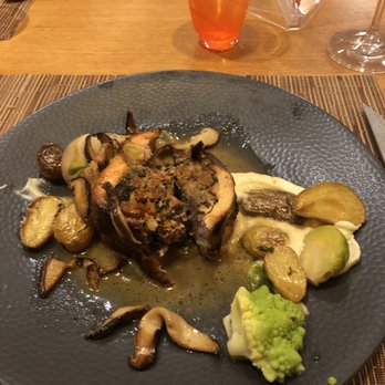 Le Cours des Lices - Rabbit - French Near Me - Rennes, 35