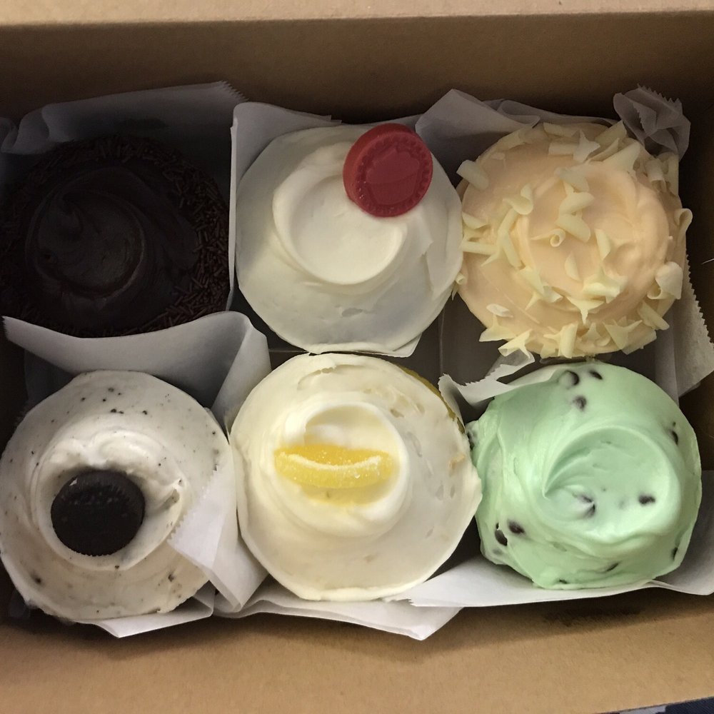 Frosted Cupcakery - Bakeries Near Me - Long Beach, California Frosted Cupcakery - Bakeries Near Me - Long Beach, California