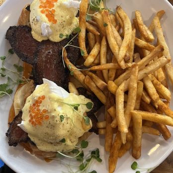 Gallery Bistro & Bar - Bars Near Me - Indianapolis, Indiana Gallery Bistro & Bar - Bars Near Me - Indianapolis, Indiana